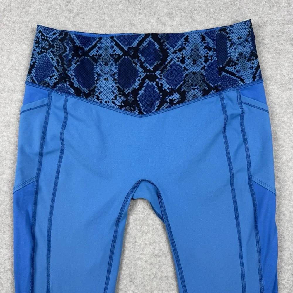Lululemon Leggings Sz 12 All The Right Places Crop Pipe Dream Blue ziggy Snake